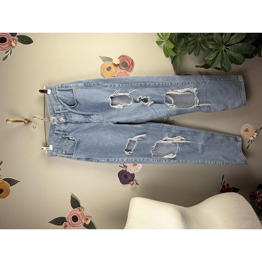 BDG High Rise Baggy Medium Wash Distressed Denim Jeans - Size - 27